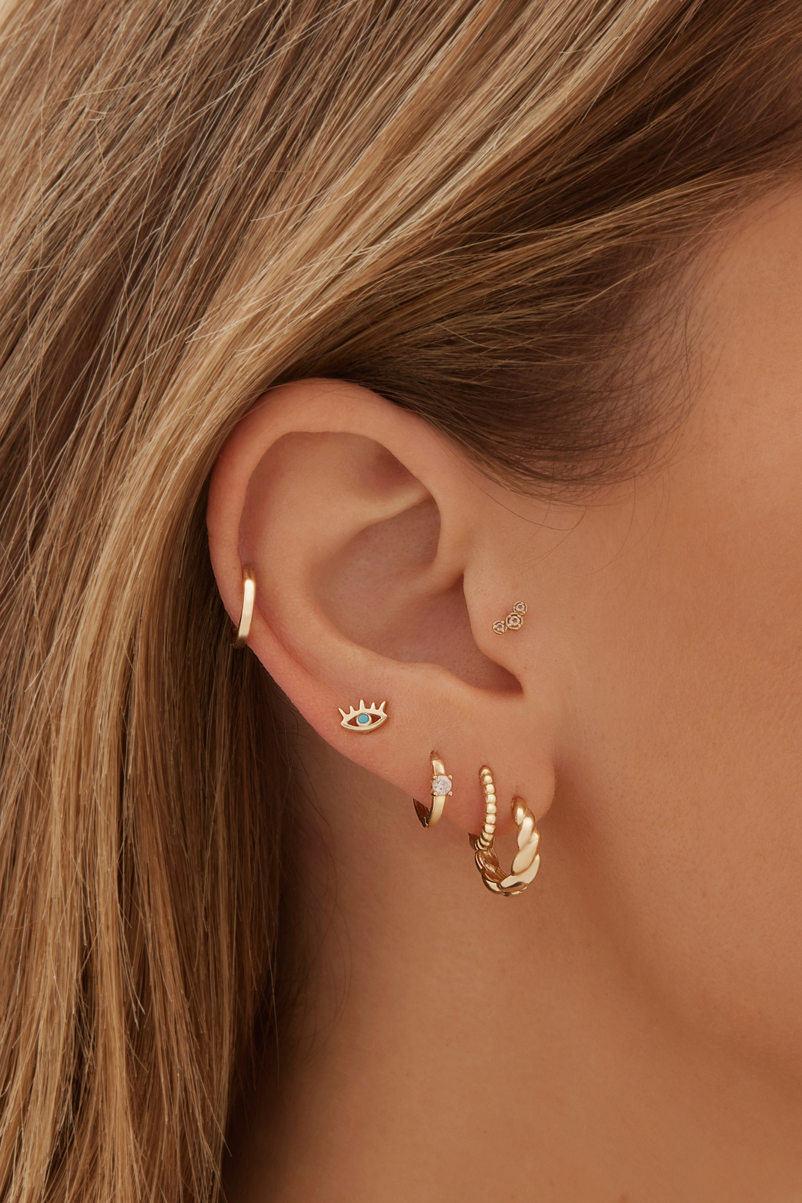 Milos Studs - 10 Karat Gold Earrings Compass Luxe   
