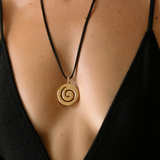 Déesse Necklace - Gold Necklaces Twenty Compass   