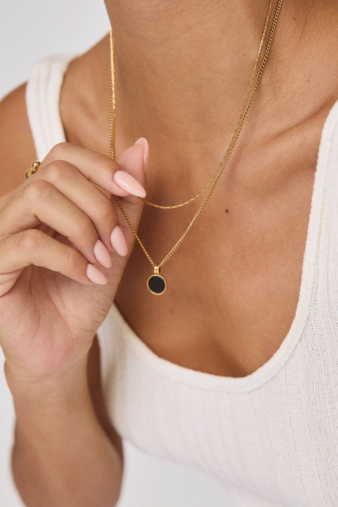 【just LoveR.】Billy Layred Necklace + Ball + Chain Neckless Billie Necklace - Gold – Twenty Compass