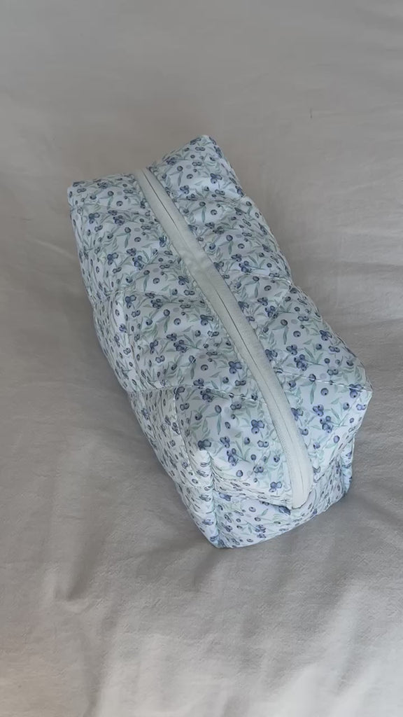 Blissful Berries Travel Pouch Accessories Twenty Compass