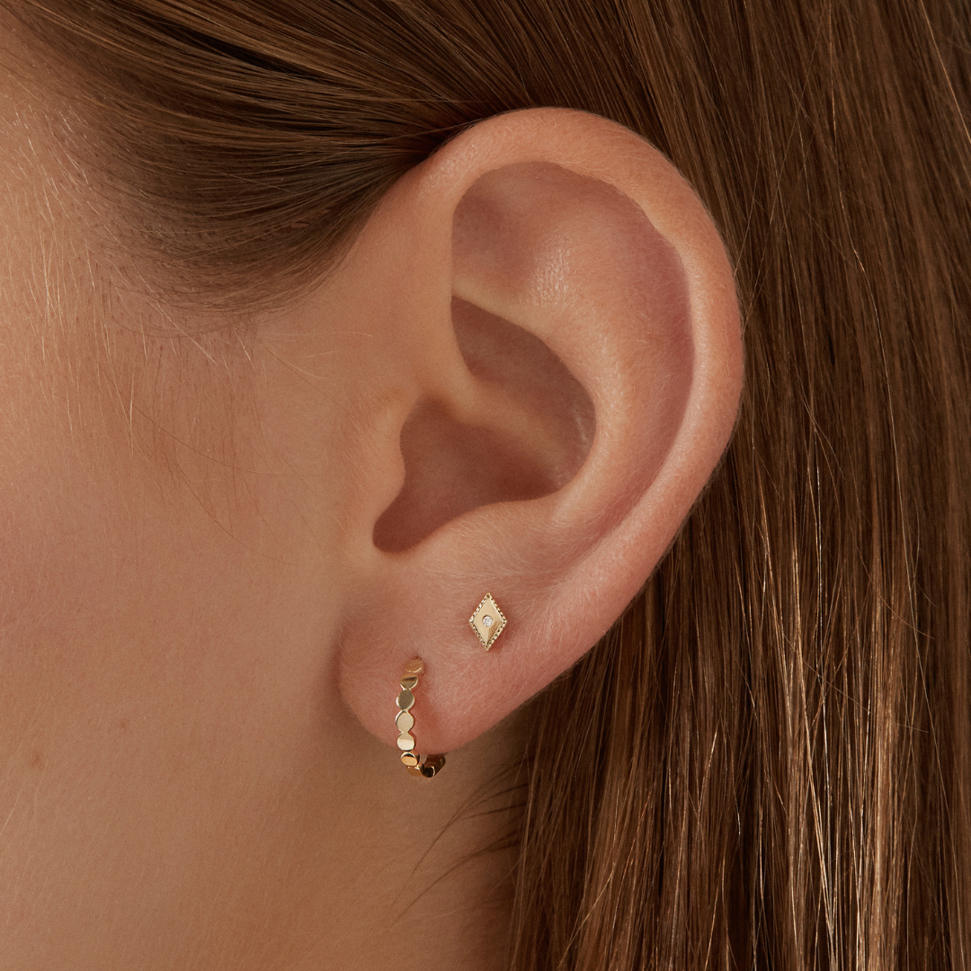 Treasure Stud - 14 Karat Gold Earrings Compass Luxe   